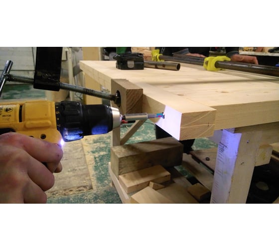 Аккумуляторная дрель-шуруповерт DEWALT DCD 771 C2 77