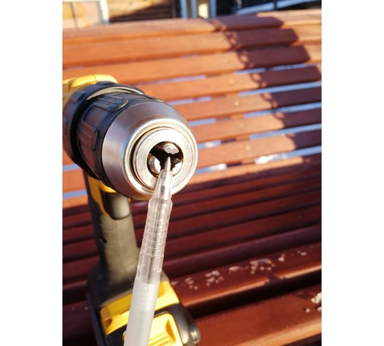 Аккумуляторная дрель-шуруповерт DEWALT DCD 771 C2 70