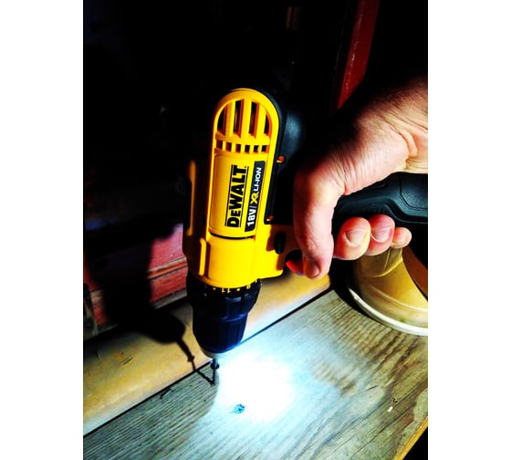 Аккумуляторная дрель-шуруповерт DEWALT DCD 771 C2 68