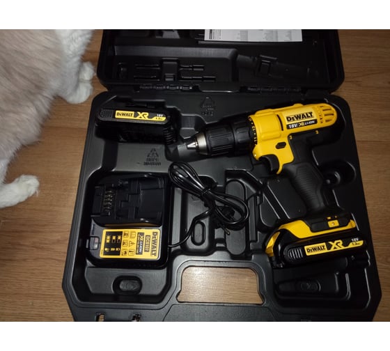 Аккумуляторная дрель-шуруповерт DEWALT DCD 771 C2 61