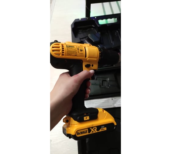 Аккумуляторная дрель-шуруповерт DEWALT DCD 771 C2 43