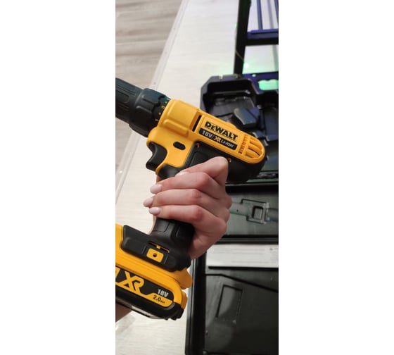 Аккумуляторная дрель-шуруповерт DEWALT DCD 771 C2 44