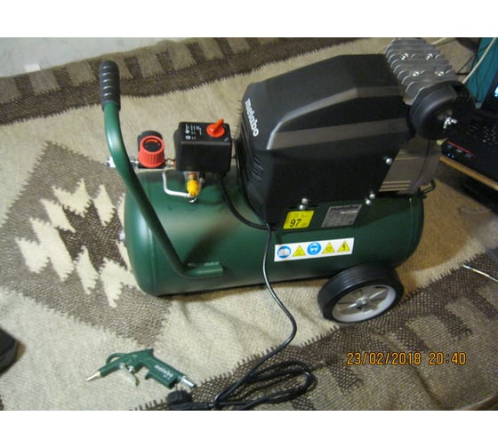 Масляный компрессор Metabo Basic 250-24 W 601533000 13