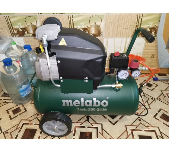 Масляный компрессор Metabo Basic 250-24 W 601533000 9