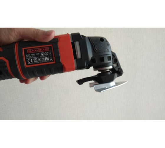 Многофункциональный инструмент Black+Decker MT 300 KA 15