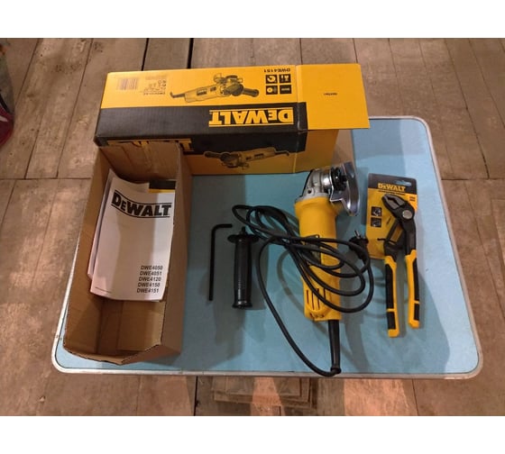 Угловая шлифмашина DEWALT DWE 4151 16