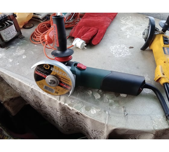 Машина шлифовальная metabo wev 15 125 quick угловая 600516000. Смотреть фото Машина шлифовальная metabo wev 15 125 quick угловая 600516000. Смотреть картинку Машина шлифовальная metabo wev 15 125 quick угловая 600516000. Картинка про Машина шлифовальная metabo wev 15 125 quick угловая 600516000. Фото Машина шлифовальная metabo wev 15 125 quick угловая 600516000