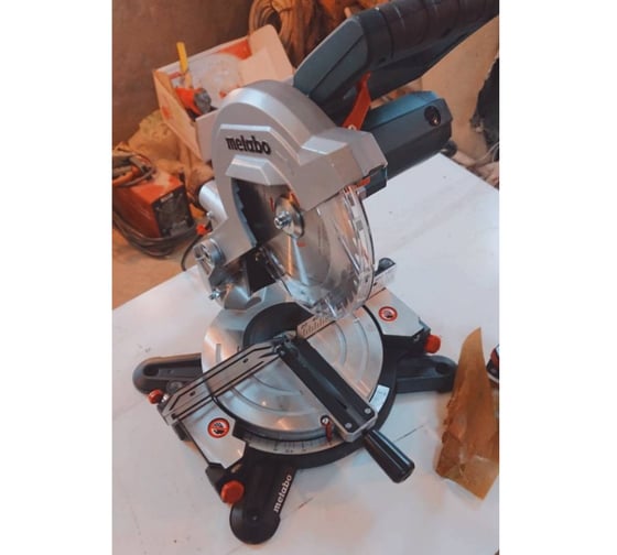Торцовочная пила Metabo KS 216 M Lasercut 619216000 62