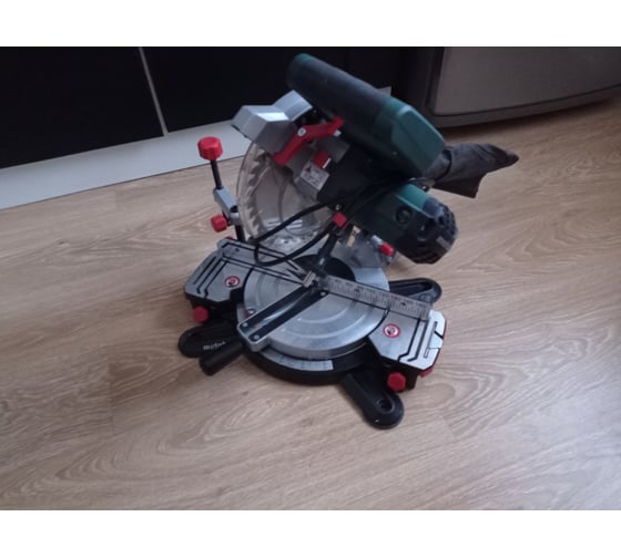 Торцовочная пила Metabo KS 216 M Lasercut 619216000 43