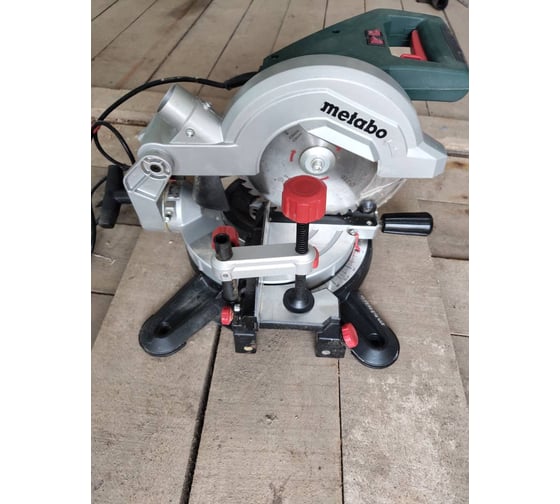 Торцовочная пила Metabo KS 216 M Lasercut 619216000 32