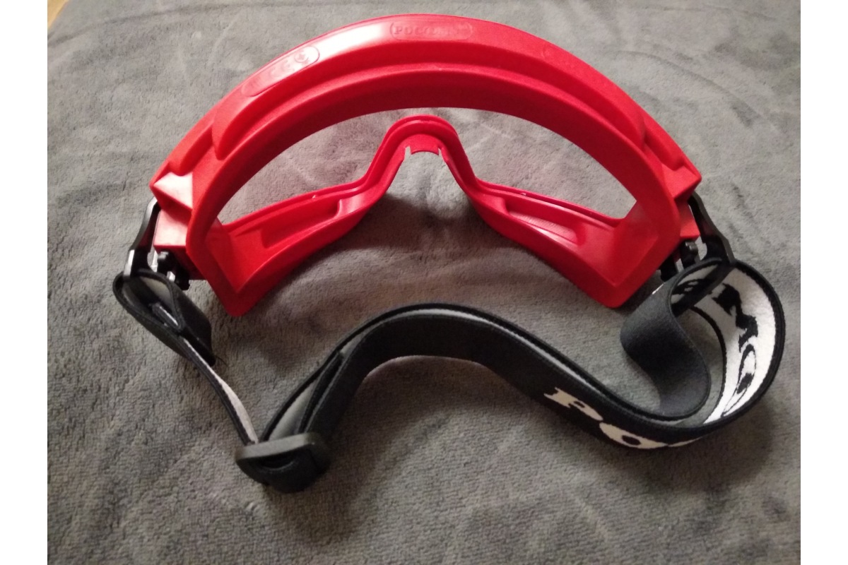 Защитные герметичные очки для работы с агрессивными и не агрессивными .