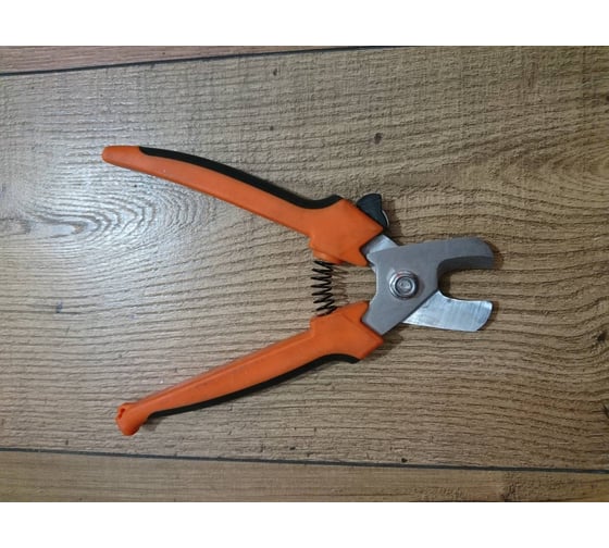 Кабелерез для медных, алюминиевых кабелей NEO Tools 185 мм 01-510 9