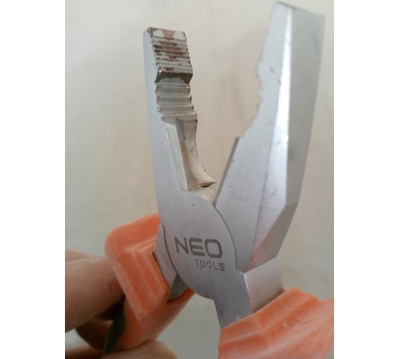 Комбинированные плоскогубцы NEO Tools 180 мм 01-011 7