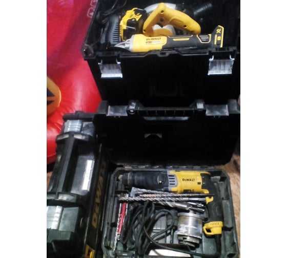 Перфоратор DEWALT D 25143 K 44