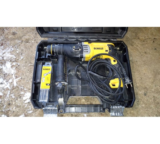 Перфоратор DEWALT D 25143 K 37