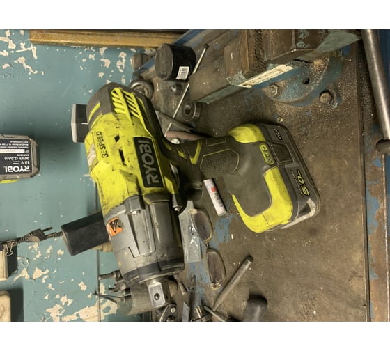 Ударный гайковерт Ryobi ONE+ R18IW3-0 5133002436 56