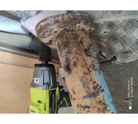 Ударный гайковерт Ryobi ONE+ R18IW3-0 5133002436 51