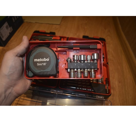 Аккумуляторный винтоверт Metabo BS 18 LT Set с набором оснастки ...