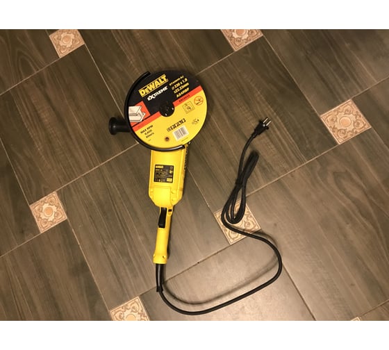 Машина шлифовальная угловая dewalt dwe490. Смотреть фото Машина шлифовальная угловая dewalt dwe490. Смотреть картинку Машина шлифовальная угловая dewalt dwe490. Картинка про Машина шлифовальная угловая dewalt dwe490. Фото Машина шлифовальная угловая dewalt dwe490