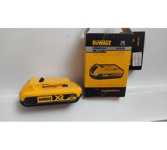 Аккумулятор (18 В; 2.0 А*ч; Li-Ion) DEWALT DCB 183 17
