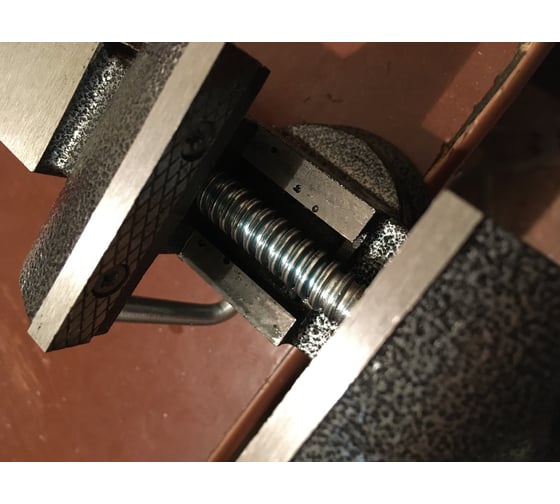 Поворотные тиски-мини с наковальней (для точных работ, 60 мм) Зубр ...