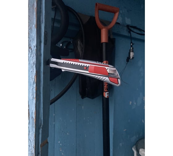 Нож в металлическом корпусе 18 мм Vira Auto-lock 831309 18