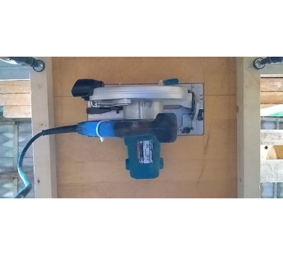 Дисковая пила Makita HS7601K 27