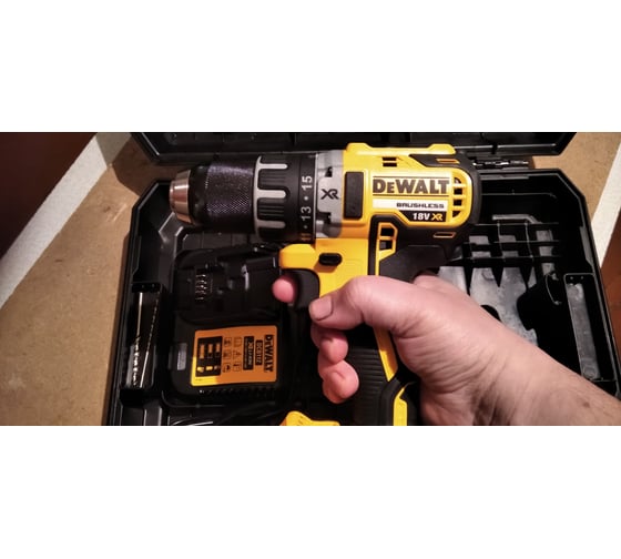 Аккумуляторная дрель-шуруповерт DEWALT DCD 791 D2 54