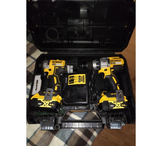 Бесщеточная дрель-шуруповерт DEWALT XRP DCD991P2 12