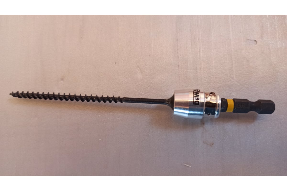 Dewalt биты ударные impact torsion ph2,57мм,2шт dt70532t. Держатель бит 1/4 с шестигранником 1/2. Держатель саморезов wera. Битодержатель для шуруповерта макита. Держатель бит makita b-28531.