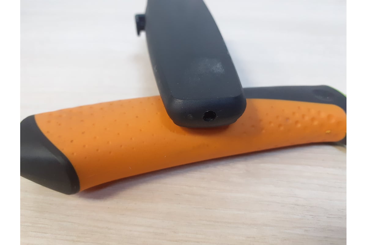 Нож для тяжелых работ с точилкой Fiskars 1023619 - выгодная цена ...