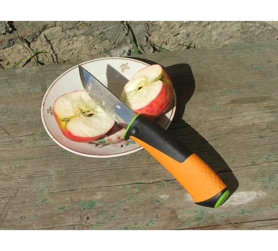 Нож для тяжелых работ с точилкой Fiskars 1023619 - выгодная цена ...