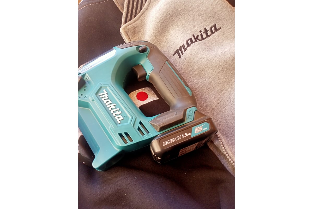 Отзывы о лобзике Makita CXT JV101DZ 