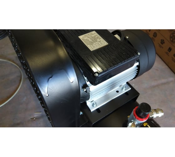 Ременной компрессор Foxweld AEROMAX 480/100 5887 34