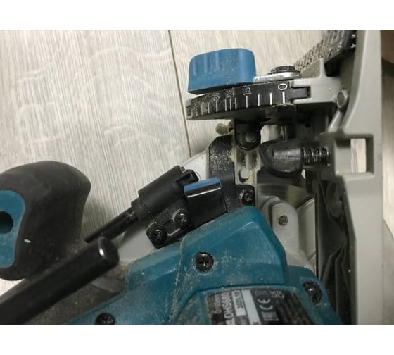Аккумуляторная дисковая пила Makita DHS680Z 41