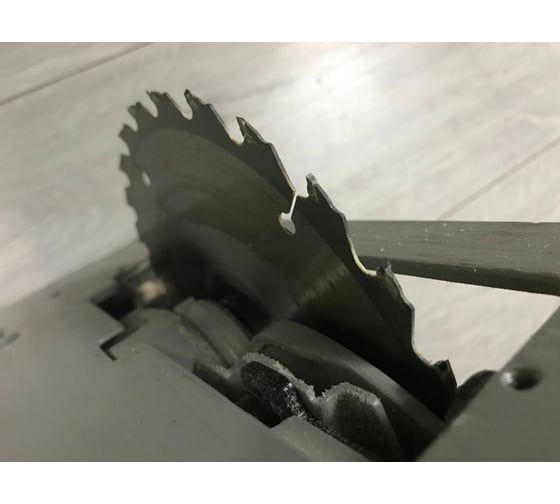 Аккумуляторная дисковая пила Makita DHS680Z 33
