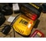 Бесщеточная угловая шлифмашина DEWALT DCG414N 12
