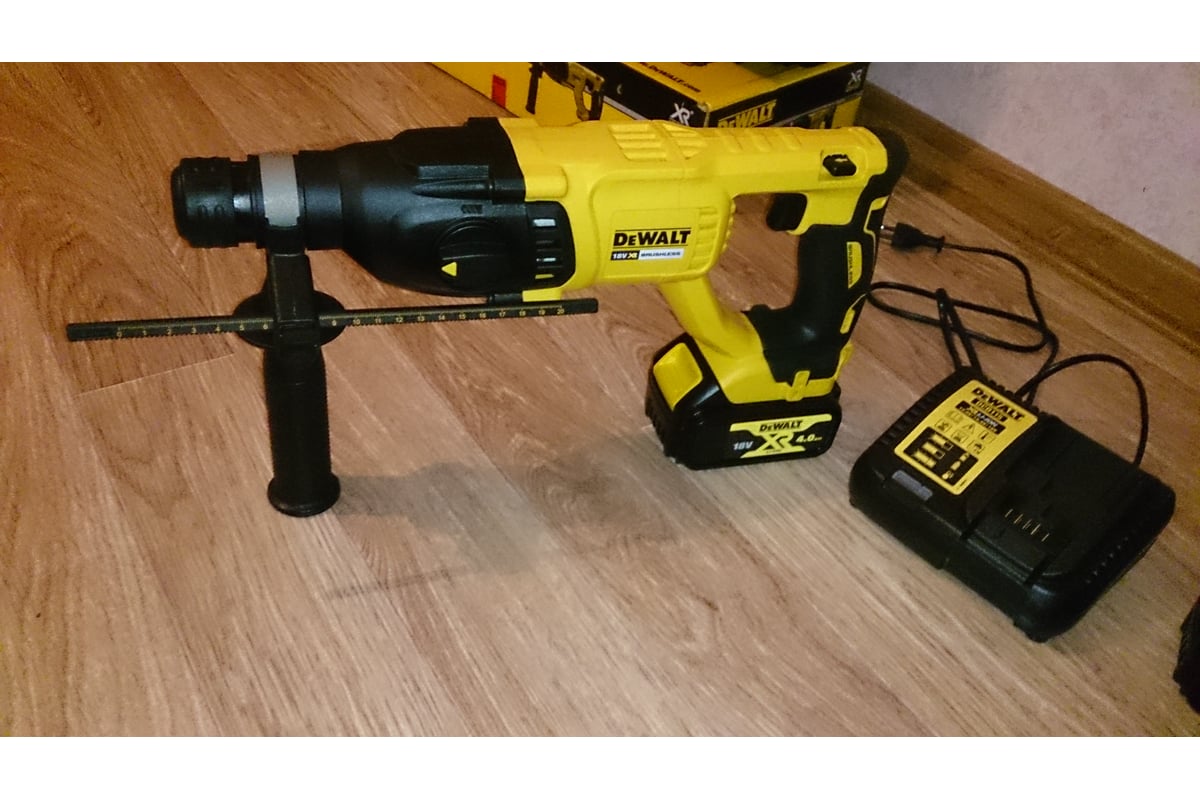 Бесщеточный перфоратор DEWALT DCH133N - выгодная цена, отзывы ...