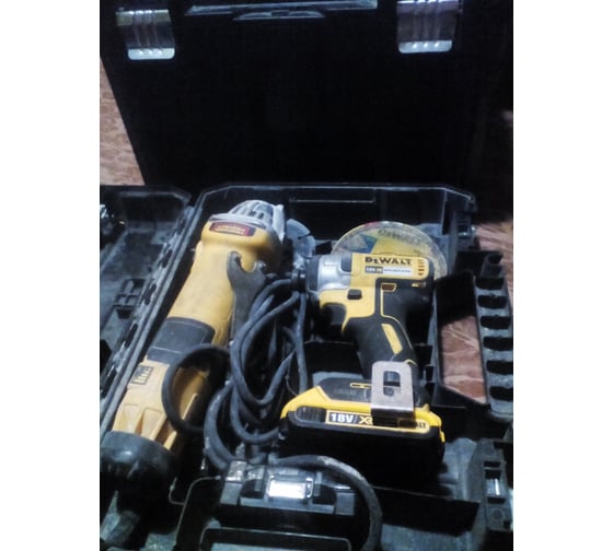 Угловая шлифмашина DEWALT DWE4257 48