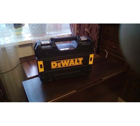 Угловая шлифмашина DEWALT DWE4257 25