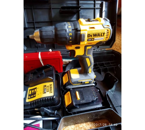 Бесщеточная дрель-шуруповерт DEWALT 18.0 В XR DCD777S2T 22