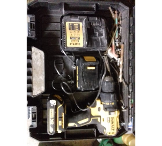 Бесщеточная дрель-шуруповерт DEWALT 18.0 В XR DCD777S2T 18