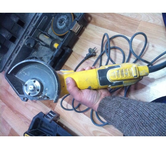 Болгарка (УШМ) DeWALT D 28136 KD 8