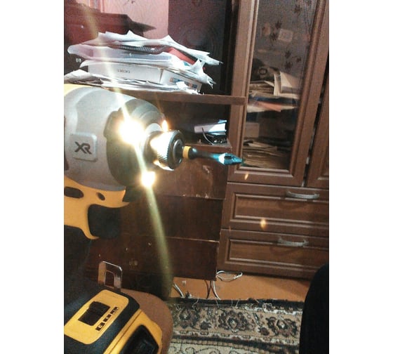 Бесщеточный импульсный шуруповерт DEWALT XR DCF887N 190