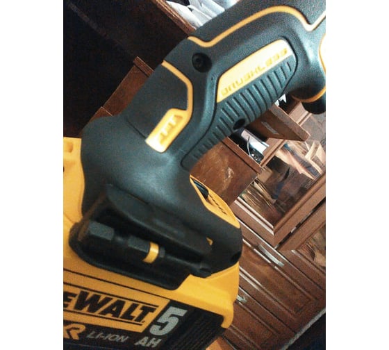 Бесщеточный импульсный шуруповерт DEWALT XR DCF887N 191