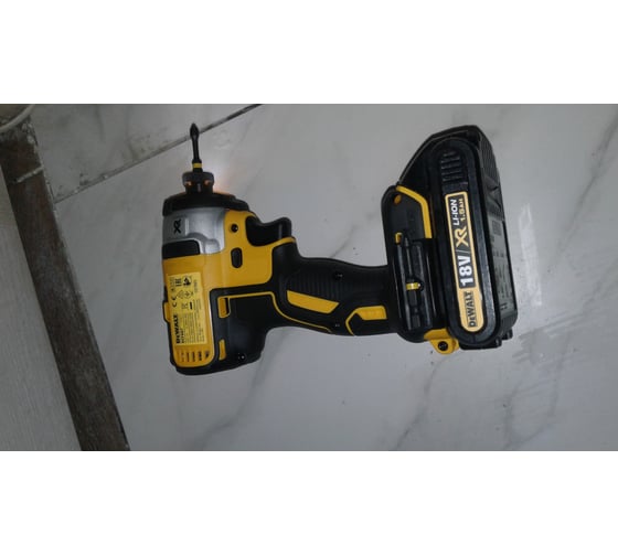 Бесщеточный импульсный шуруповерт DEWALT XR DCF887N 176
