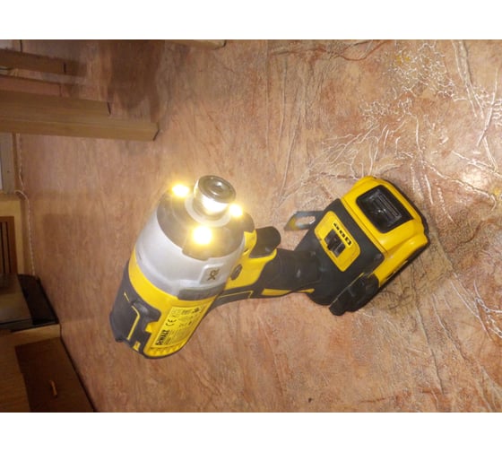 Бесщеточный импульсный шуруповерт DEWALT XR DCF887N 168