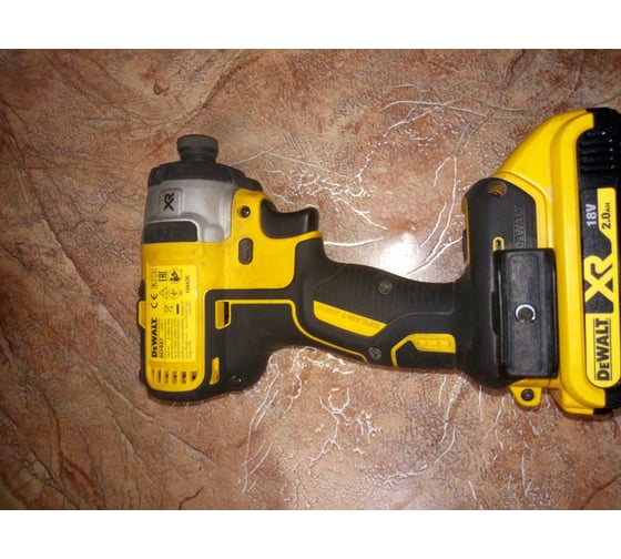 Бесщеточный импульсный шуруповерт DEWALT XR DCF887N 170