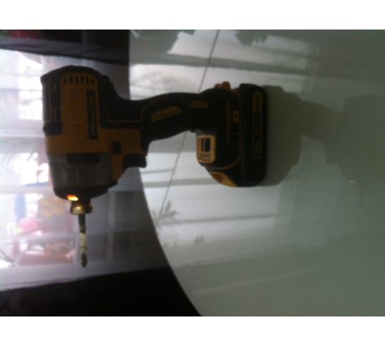 Бесщеточный импульсный шуруповерт DEWALT XR DCF887N 160