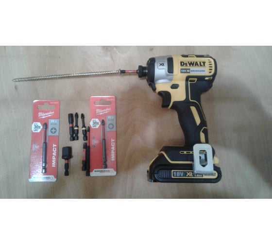 Бесщеточный импульсный шуруповерт DEWALT XR DCF887N 158